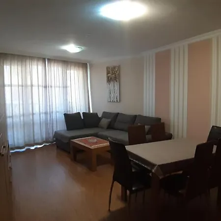 Apartament Sarafovo Daire Burgaz